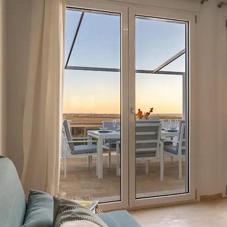 La Terraza Rio & Mar - Sea View & Pool Apartment *